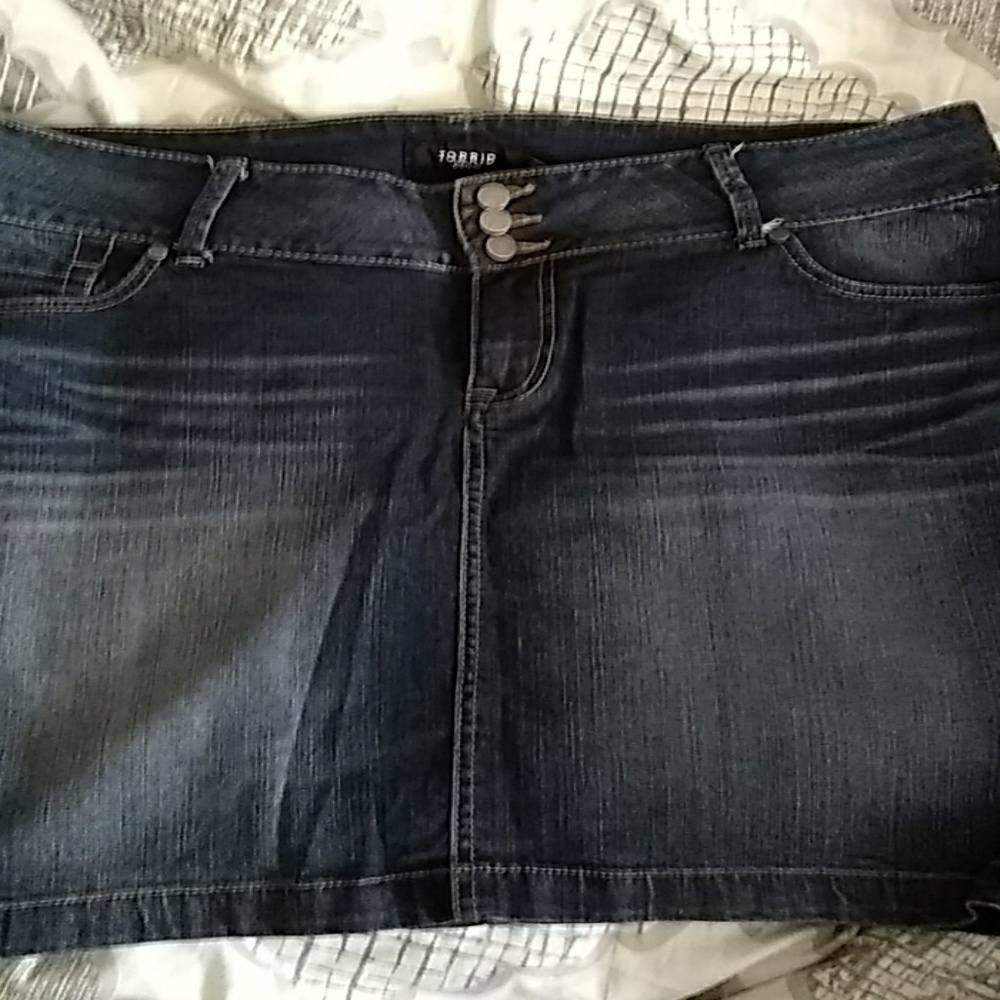 Skirt
